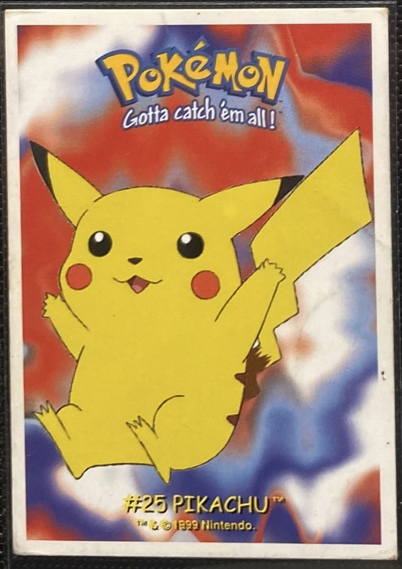 Pikachu-Sticker aus einer nummerierten Serie — die Freude, wenn eine Seite langsam voll wird